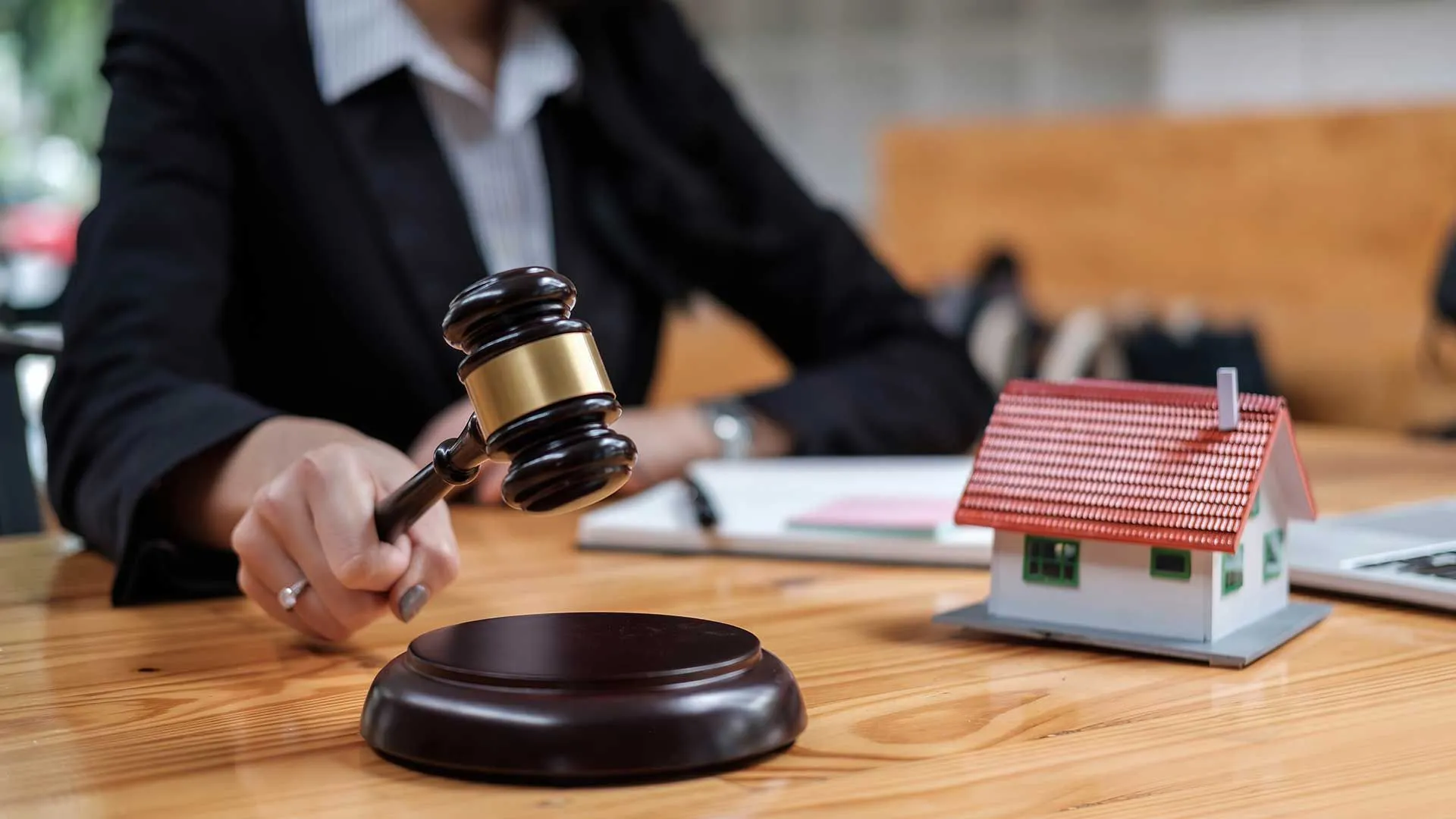 Benefits of Buying Property at a Real Estate Auction in MN