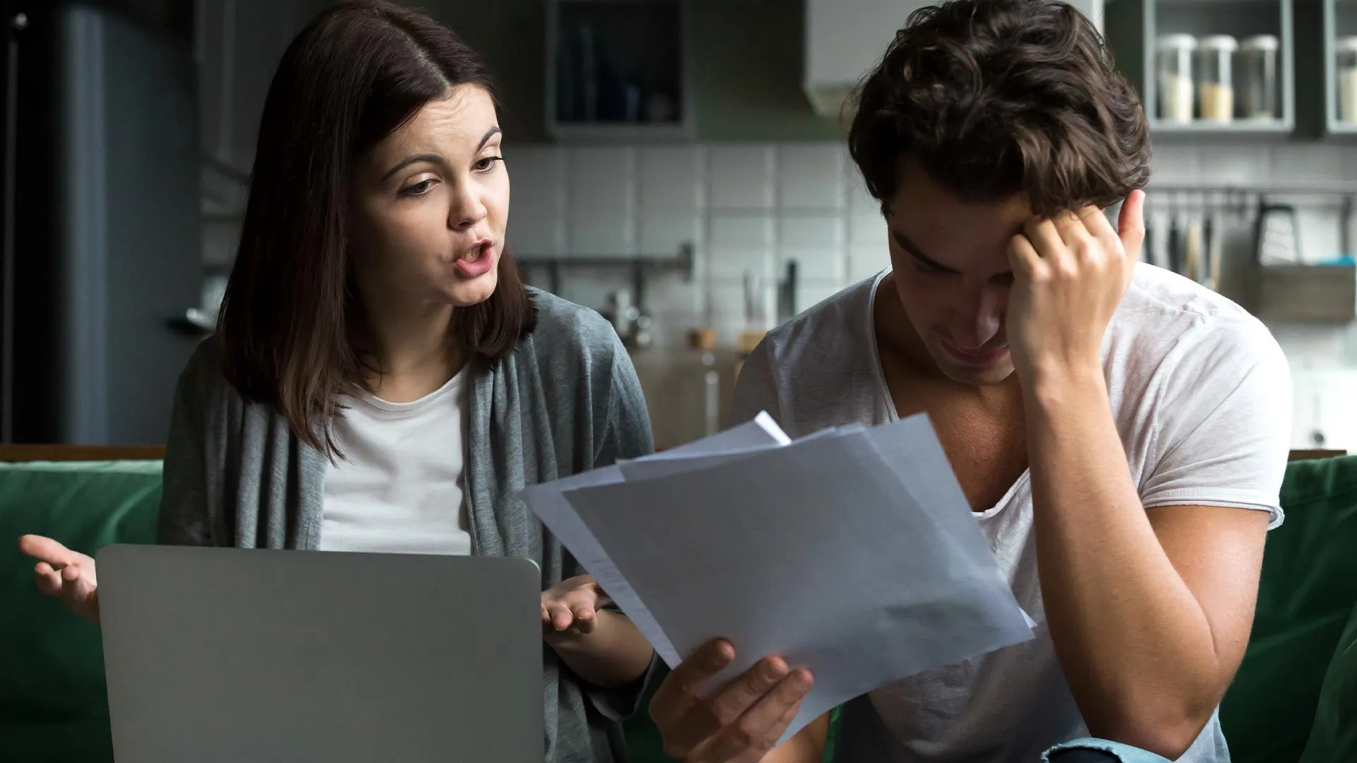 Foreclosure vs. Auction: Understanding the Key Differences