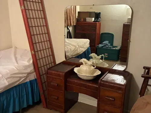 Estate of Paul Saiz auction item 39 — W&J Auction, Clovis NM
