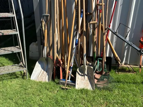 Estate of Paul Saiz auction item 67 — W&J Auction, Clovis NM