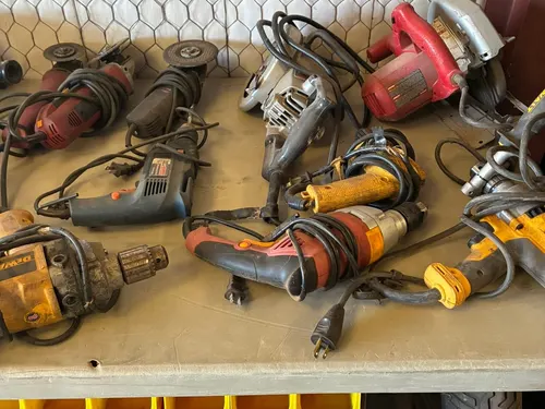 Estate of Paul Saiz auction item 116 — W&J Auction, Clovis NM