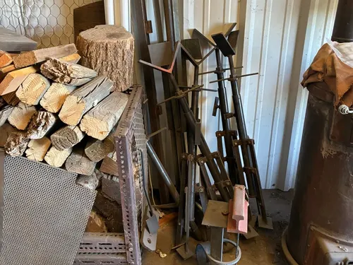 Estate of Paul Saiz auction item 129 — W&J Auction, Clovis NM
