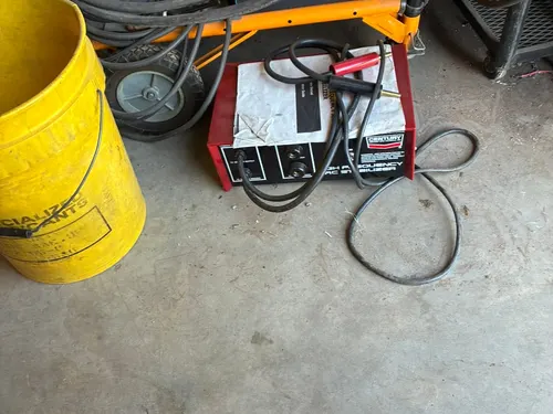 Estate of Paul Saiz auction item 132 — W&J Auction, Clovis NM